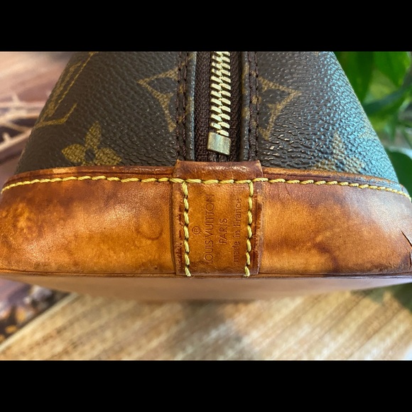 SOLD✨AUTHENTIC Louis Vuitton Alma PM✨ LV bag - Picture 12 of 14
